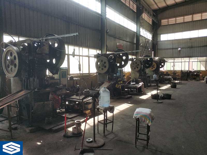 BetterBolt U Bolt 1 Forging Workshop (Center Bolt) CY